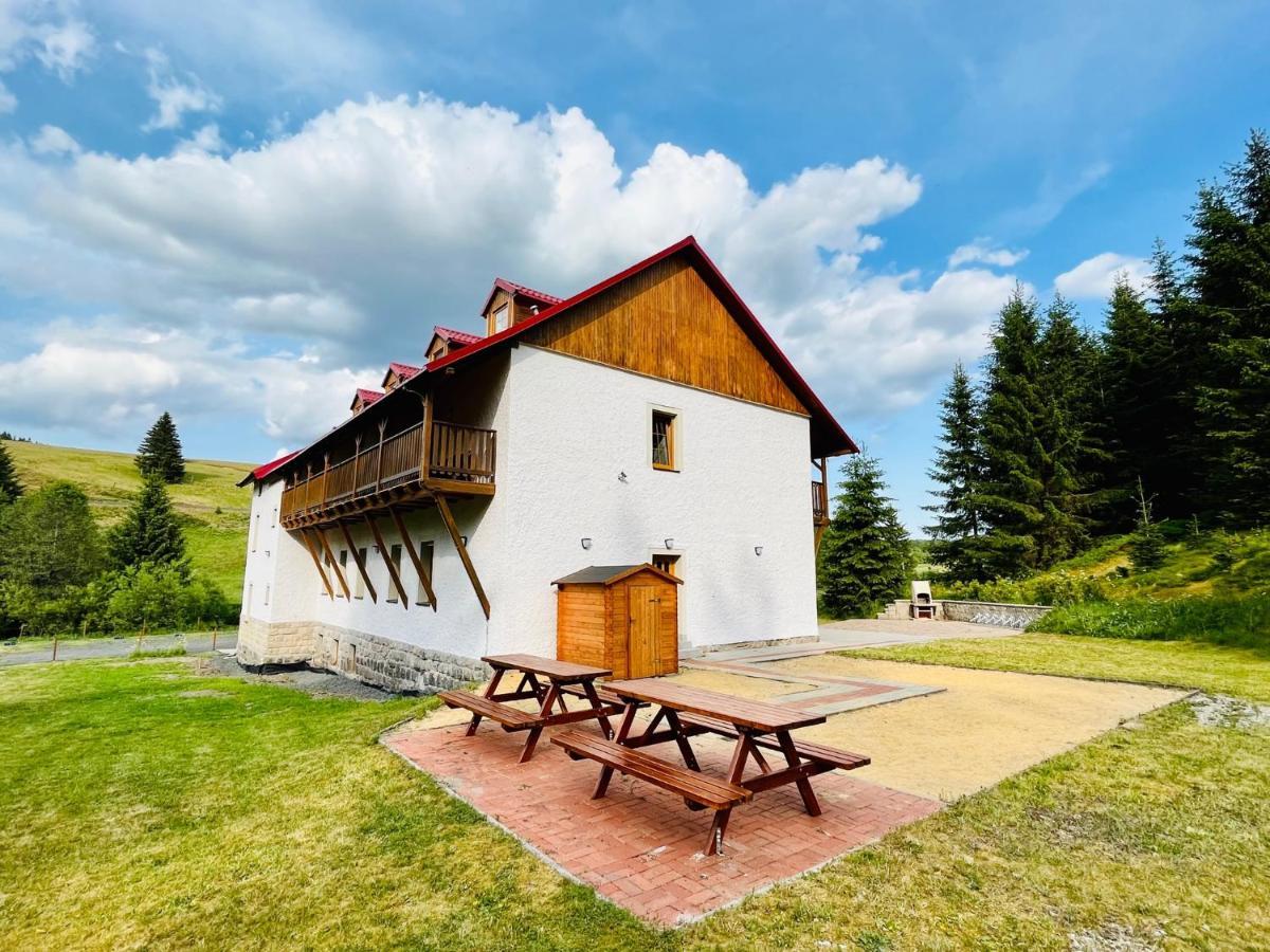 Apartmán Ela Horní Blatná Esterno foto